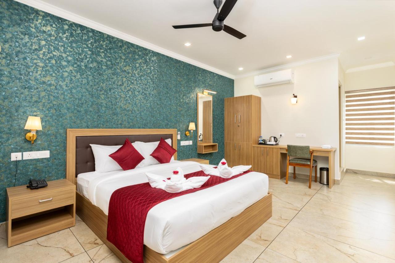 Esaa Airport Hotel Коччи Экстерьер фото